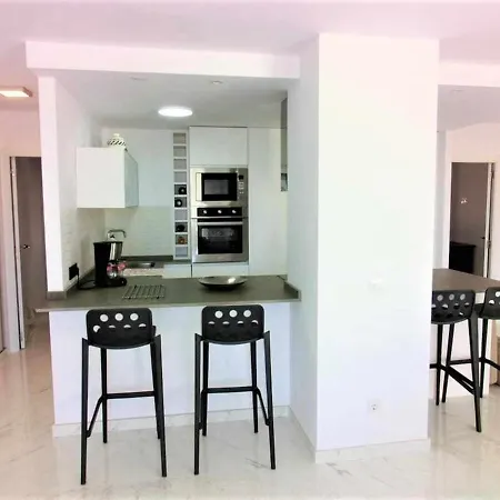 0e M2 1ª Linea Con Terraza Grande Y Vistas Al Mar Апартаменти *