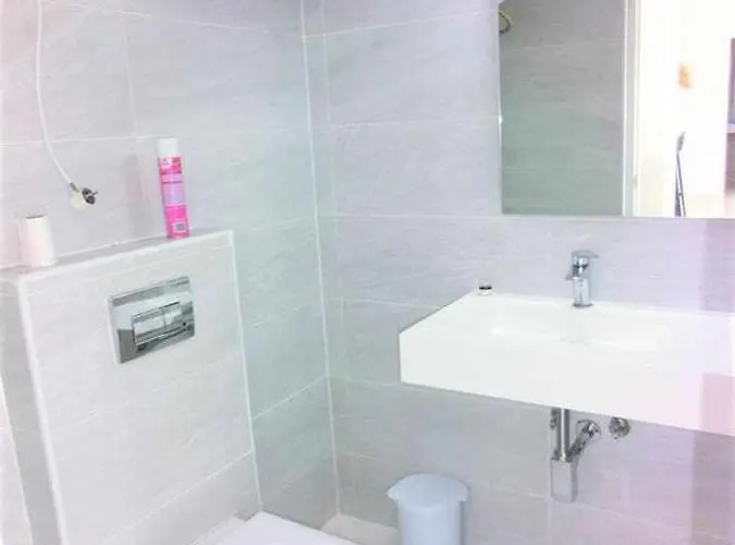 0e M2 1ª Línea Con Terraza Grande Y Vistas Al Mar Apartamento Calpe